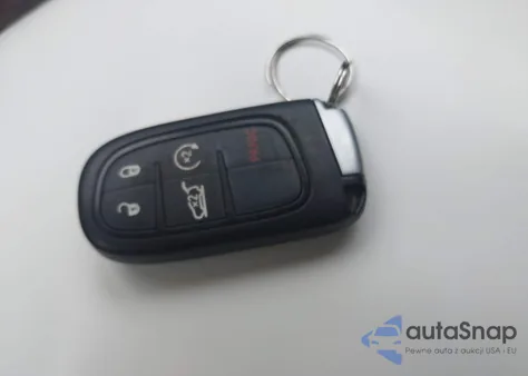 2020 Jeep Cherokee Limited Fwd z USA, uszkodzony, nr VIN 1C4PJLDB8LD543697